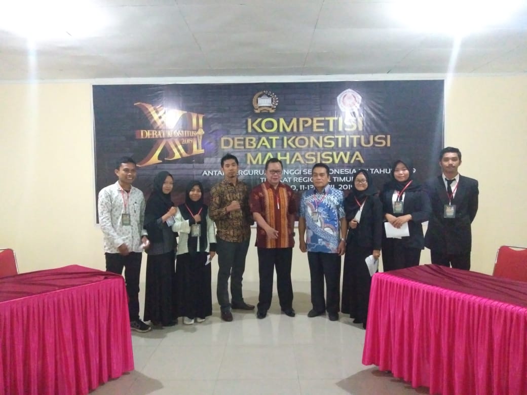 FOTO KEGIATAN LOMBA DEBAT MAHASISWA SE-INDONESIA TIMUR