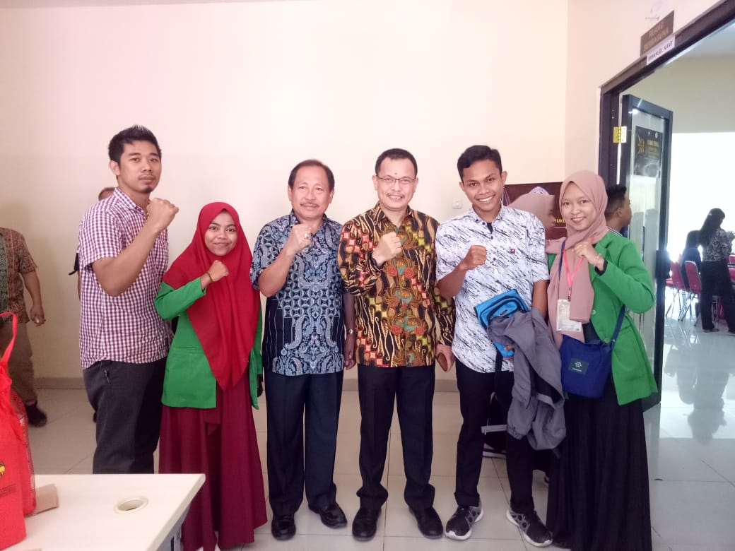 FOTO KEGIATAN LOMBA DEBAT MAHASISWA SE-INDONESIA TIMUR