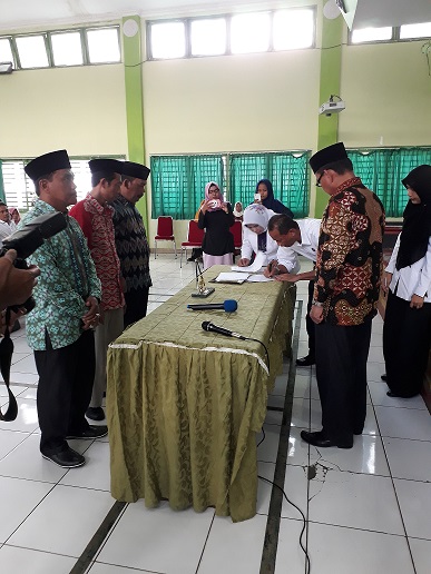 Foto Kegiatan Pelantikan dan Serah Terima Jabatan Wakil Ketua STAIN Watampone Masa Jabatan 2017-2021