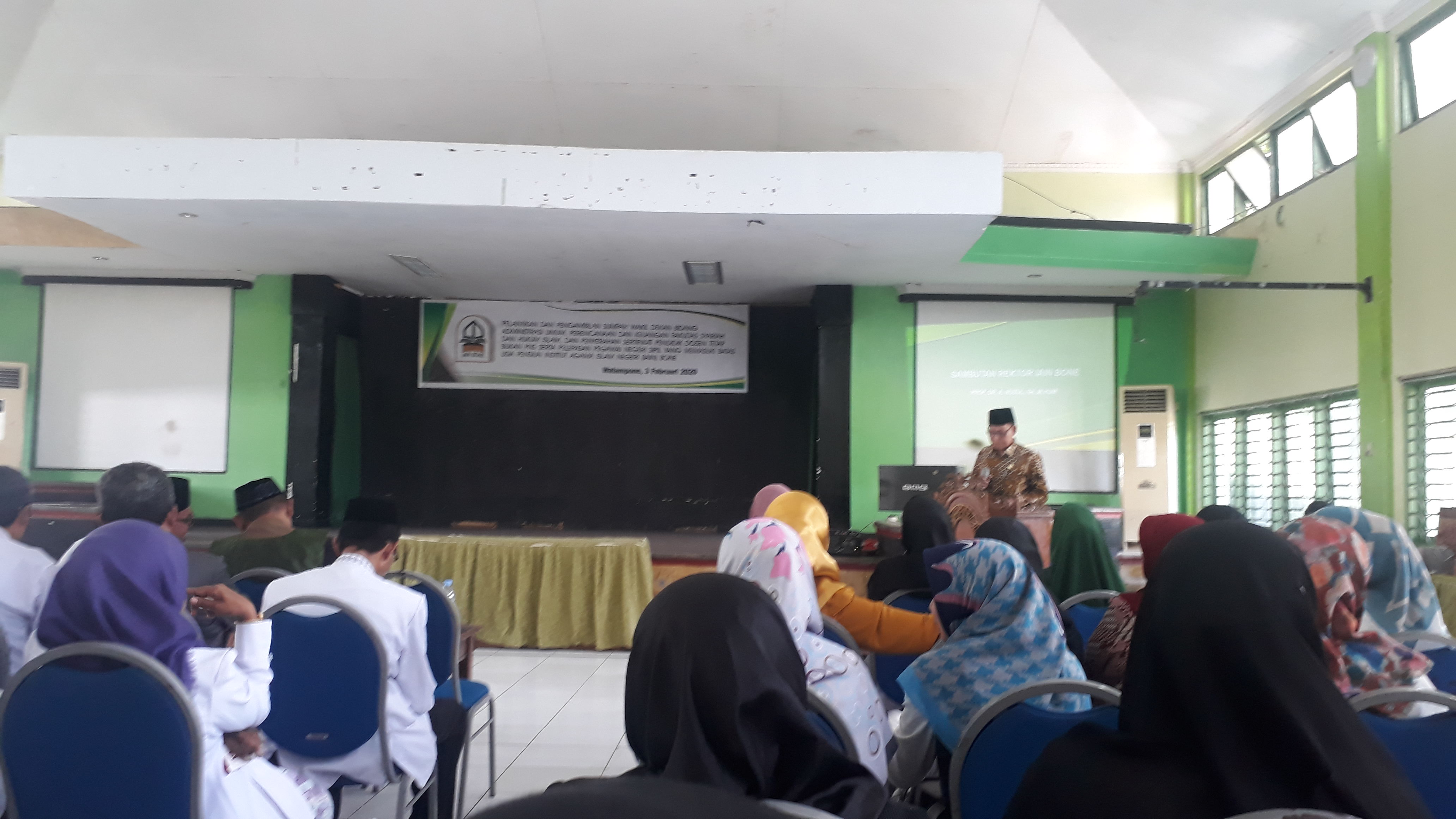 Foto Pelantikan Wakil Dekan II Fak. Syariah dan Hukum Islam, Penyerahan Sertifikat Pendidik dan Penyerahan SK Pensiun Tahun 2020