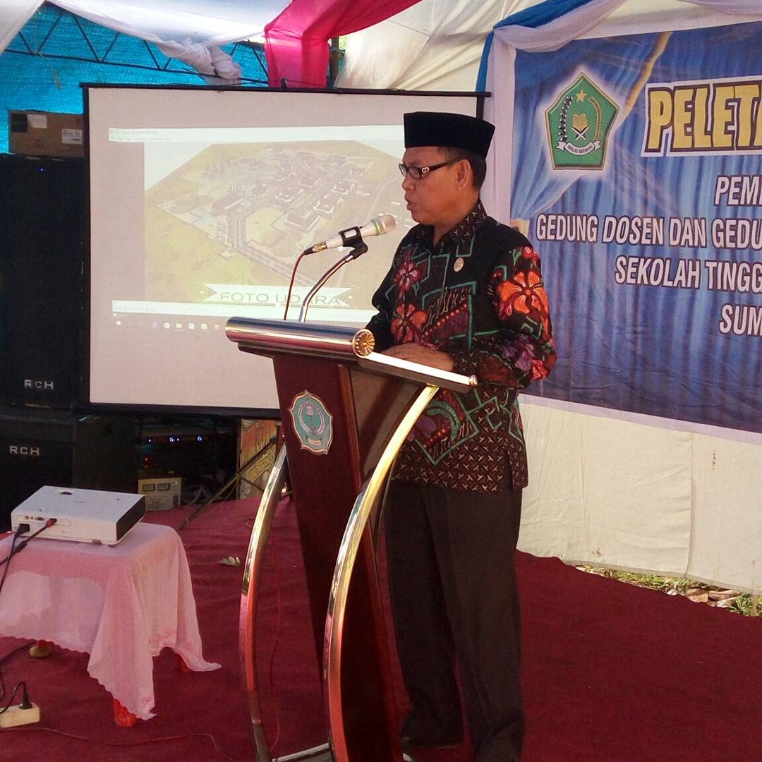 Foto Kegiatan Peletakan Batu Pertama di Atas Lahan Kampus II STAIN Watampone