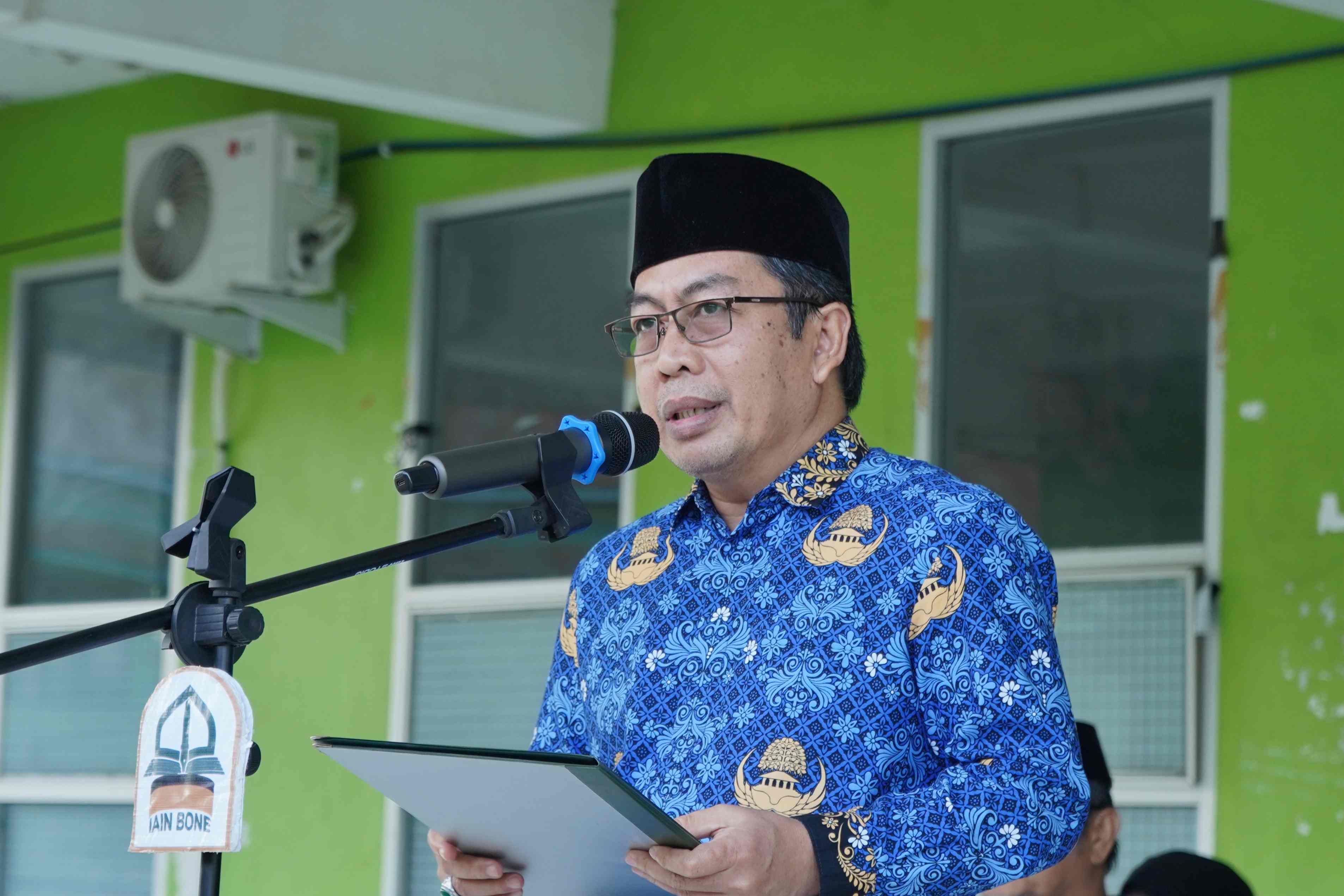 Peringati Hari Anak Nasional ke-42, IAIN Bone Gelar Upacara di Pelataran Fakultas Tarbiyah